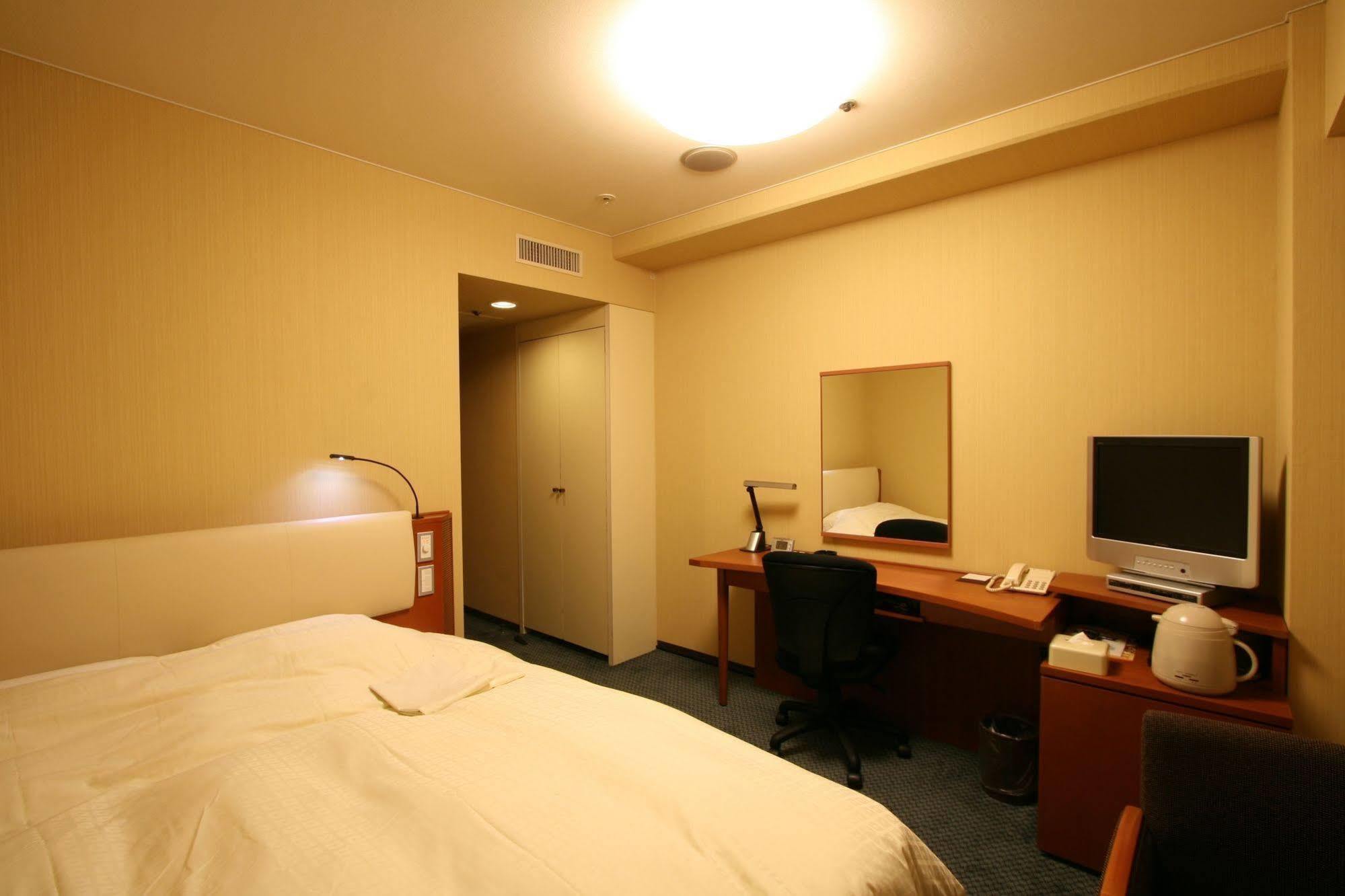 Smile Hotel Sendai-Kokubuncho מראה חיצוני תמונה